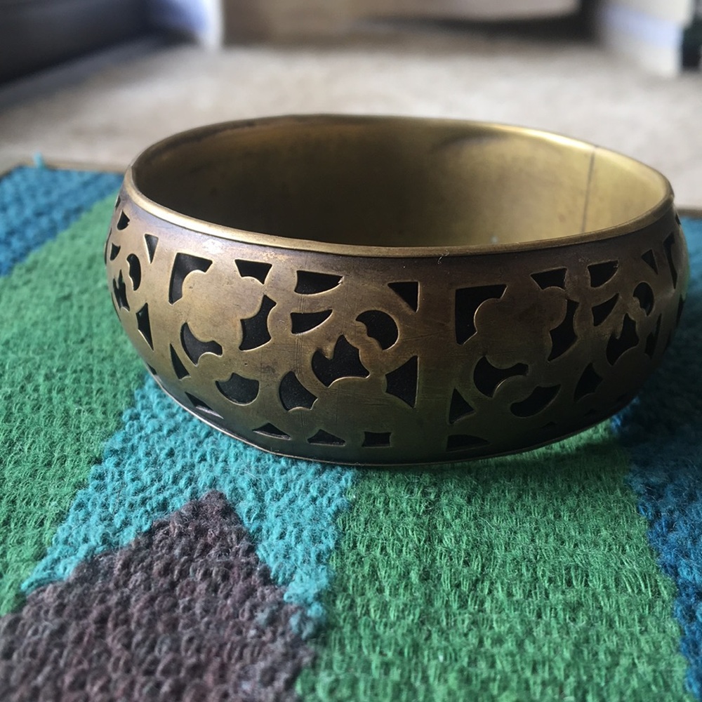 Gold Bangle - Picture 2 of 3